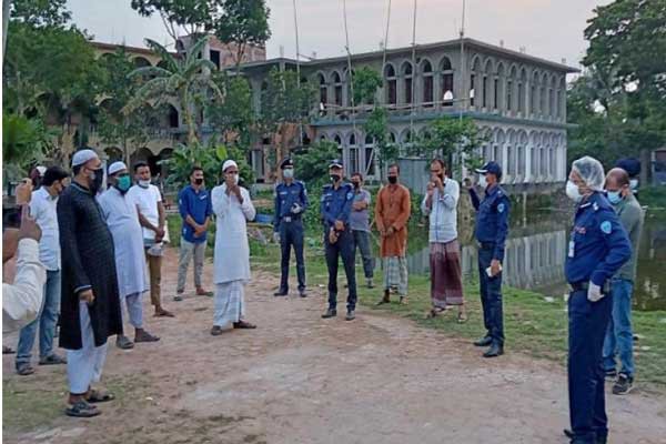 জানাজায় অর্ধ লক্ষাধিক মানুষ, ঘটনাস্থলে পুলিশের তদন্ত কমিটি