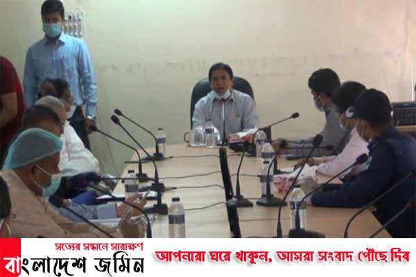 শিবচরে ত্রাণ কার্যক্রম পরিদর্শন করলেন সচিব মো. আখতার হোসেন