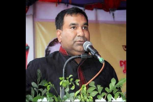 ঠাকুরগাঁও‌য়ে কর্মহীন অসহায়দের দোড়গোড়ায় ত্রাণ পৌ‌ঁছে যা‌চ্ছে