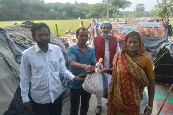 সালথার আটঘর ইউনিয়নে যুবলীগ নেতা রিপনের মহতি উদ্যোগ