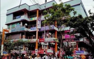 না.গঞ্জ শহরে দুই মার্কেট বন্ধ করল প্রশাসন