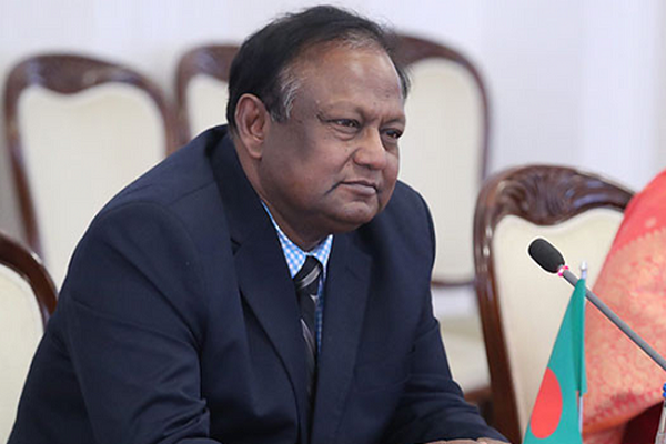 বাণিজ্যমন্ত্রী টিপু মুনশি করোনাভাইরাসে আক্রান্ত