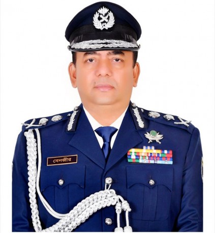 পুলিশই জনগণের কাছে সেবা নিয়ে যাবেঃ আইজিপি