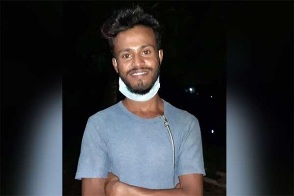 যাত্রীর ফেলে যাওয়া ৬১ লাখ টাকা ফেরত দিলেন অটোচালক 