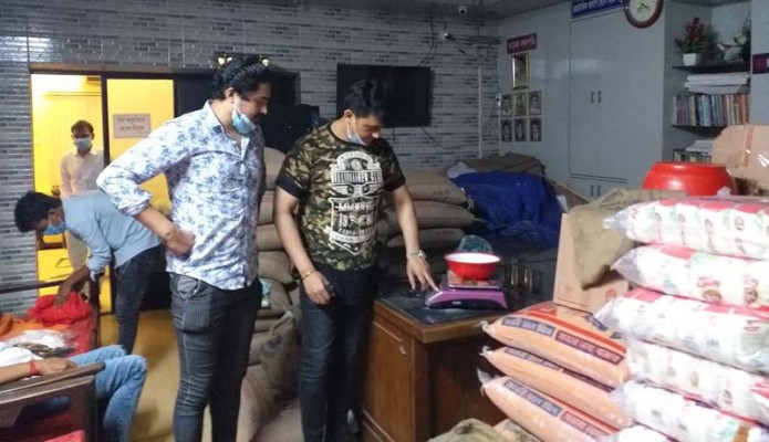দুর্যোগে কোনো শিল্পী অভুক্ত থাকবে না এই আমাদের প্রতিজ্ঞা'