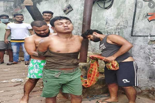 বার বার ধর্ষণে অন্তঃসত্ত্বা যৌনকর্মীর কিশোরী মেয়ে, অতঃপর...