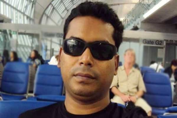 আদালত প্রঙ্গণে লুঙ্গিতে আগুন ধরিয়ে আত্মহত্যার চেষ্টা বরকতের