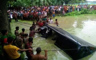 ছেলের মৃত্যুর ১১ ঘণ্টার মাথায় আরও ৮ স্বজনকে হারালেন মজিদা বেগম