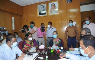 অতিদরিদ্র ১০ লাখ ৪০ হাজার নারী মাসে পাবেন ৩০ কেজি করে চাল