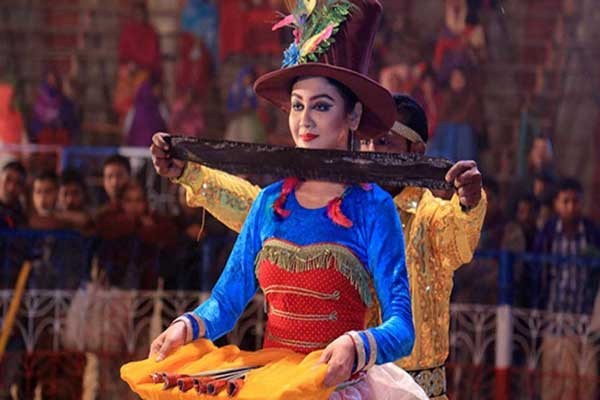 নতুন সিনেমায় কাজ করছেন জয়া