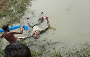 ডোবায় হতে অজ্ঞাত যুবকের লাশ উদ্ধার
