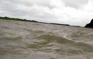 সিরাজগঞ্জে যমুনার পানি ১৬ সেন্টিমিটার বিপদসীমার উপর দিয়ে প্রবাহিত