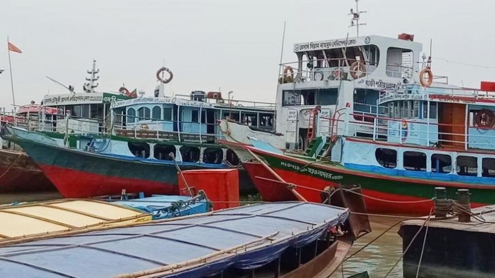 কাঁঠালবাড়ী-শিমুলিয়া রুটে লঞ্চ চলাচল বন্ধ