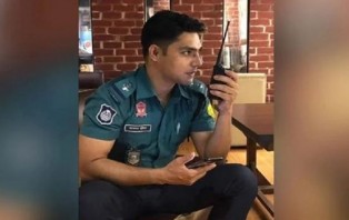 দুই কনস্টেবলকে গুলি করে মারার হুমকি দেয় এসআই আকবর 