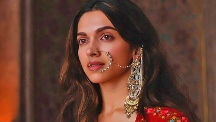 সেরা সুন্দরী হয়েছেন দীপিকা পাড়ুকোন