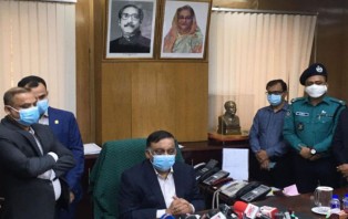  বঙ্গবন্ধুর ভাস্কর্য অবমাননার অভিযোগে আটক ৪