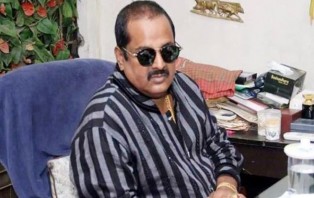 আবারও ব্লক ধরা পড়েছে ডিপজলের হার্টে 
