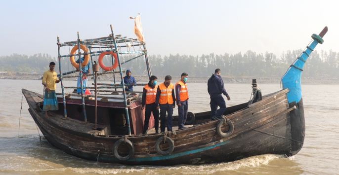 বরযাত্রীর ট্রলারডুবি: একই এলাকার ৮ জন এখনো নিখোঁজ 
