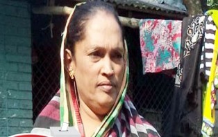 দ্বিতীয়বারের চেষ্টায় জিতলেন তৃতীয় লিঙ্গের দিথী খাতুন