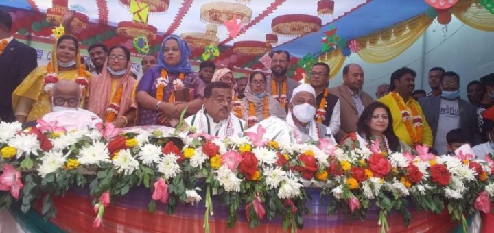 সিরাজগঞ্জ পৌরসভার নবনির্বাচিত মেয়র কাউন্সিলরদের গণসংবর্ধনা 