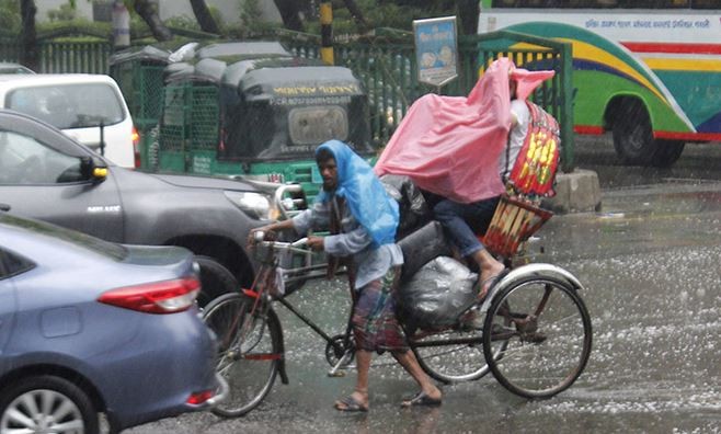 ঢাকাসহ বিভিন্ন জেলায় কালবৈশাখী ঝড়