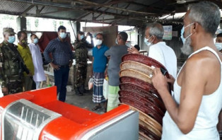 মাদারীপুরে ৩৯ জনকে অর্থদণ্ড, সেনা টহল 