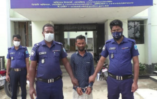 শিবচরে ৫ম শ্রেণীর শিক্ষার্থীকে ধর্ষনের অভিযোগে যুবক গ্রেফতার