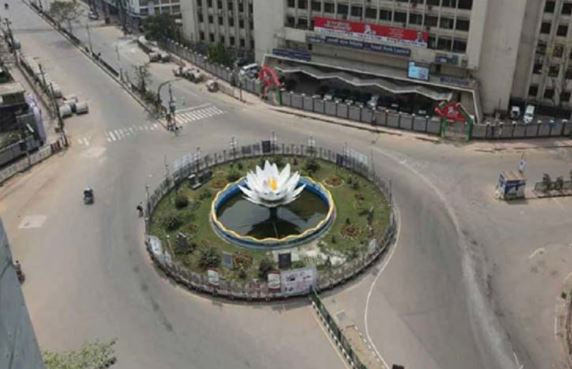 কঠোর লকডাউনে বীমা কোম্পানি খোলা রাখার সিদ্ধান্ত 