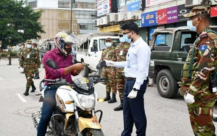 কঠোর বিধি-নিষেধের দ্বিতীয় দিন আটক ৩৮৩ জন