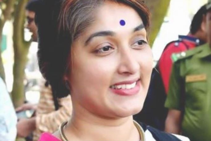 সেই শিক্ষক বহিষ্কার, অনির্দিষ্টকালের জন্য বন্ধ বিশ্ববিদ্যালয়