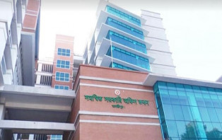 মাদারীপুরে এক ভবনেই মিলবে সরকারি ৩০ দপ্তরের সেবা