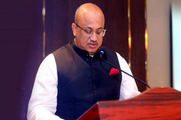 যেসব কর্মকাণ্ডে পদত্যাগে বাধ্য হচ্ছেন মুরাদ