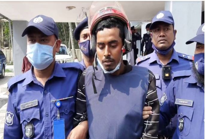 ‘জুয়ার দেনা টাকা পরিশোধ করতেই স্বর্ণ ব্যবসায়ীকে হত্যা’