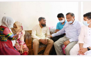 প্রীতির মৃত্যু মেনে নেওয়া যায় না : তথ্যমন্ত্রী
