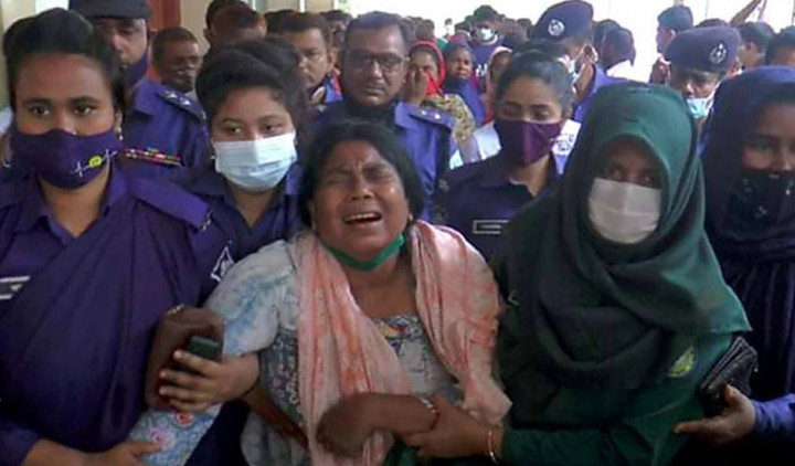 ৫০০ গ্রাম হেরোইন পাচারের দায়ে নারীর মৃত্যুদণ্ড