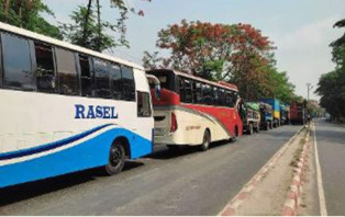 ফেরির জন্য ১৬ ঘণ্টা অপেক্ষায় ৪ শতাধিক যানবাহন 