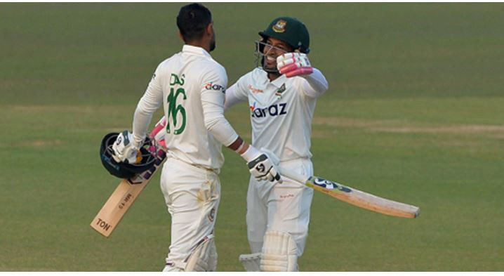 মিরপুরে ইতিহাস গড়লেন মুশফিক-লিটন