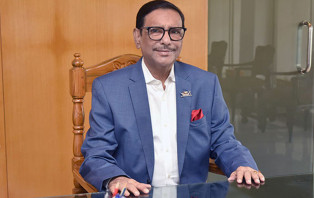 ‘আগে নিজেরা সংযত ভাষায় কথা বলুন, তারপর আমাদের বলুন’