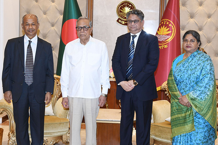 বিচার কার্যক্রমে তথ্যপ্রযুক্তির ব্যবহার বাড়ানোর তাগিদ রাষ্ট্রপতির