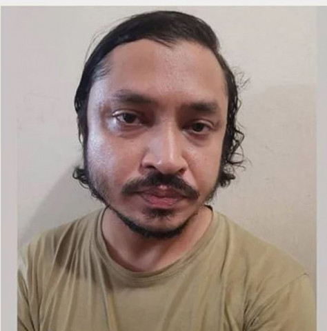 বারবিকিউ পার্টিতে ডেকে ছাত্রীর শ্লীলতাহানির অভিযোগে বিশ্ববিদ্যালয়শিক্ষক গ্রেপ্তার