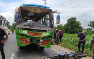 মানিকগঞ্জে সড়ক দুর্ঘটনায় তিন মোটরসাইকেল চালকের মৃত্যু