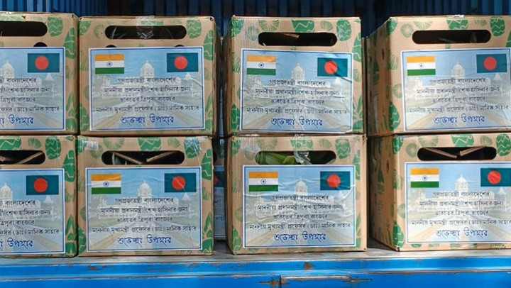 প্রধানমন্ত্রীর জন্য আনারস পাঠালেন ত্রিপুরার মুখ্যমন্ত্রী