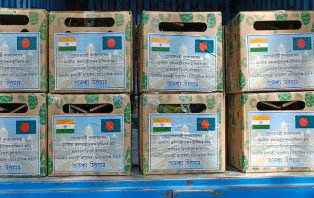 প্রধানমন্ত্রীর জন্য আনারস পাঠালেন ত্রিপুরার মুখ্যমন্ত্রী