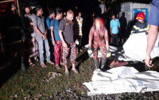 গোপালগঞ্জে ট্রেনের ধাক্কায় ৫ নির্মাণশ্রমিক নিহত