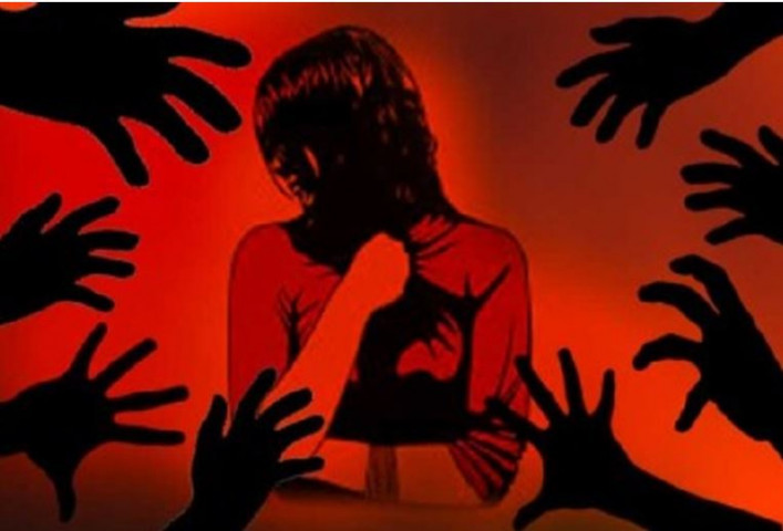 গভীর রাতে স্বামী পরিত্যক্তা নারীকে তুলে নিয়ে দলবদ্ধ ধর্ষণ