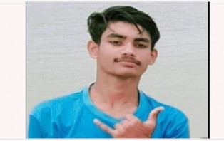 ‘ফ্রি ফায়ার’ গেম খেলা কেন্দ্র করে ছুরিকাঘাত, স্কুলছাত্র নিহত