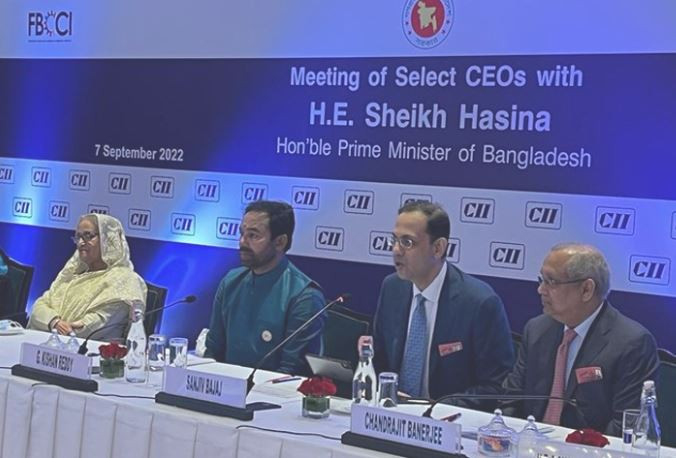 বাংলাদেশে ভারতীয় বিনিয়োগ বাড়ানোর আহ্বান প্রধানমন্ত্রীর 