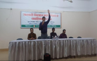 সদরপুরে যানজট নিরসনে চালকদের সঙ্গে মতবিনিময় সভা অনুষ্ঠিত
