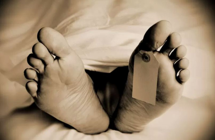 চলন্ত বাস থেকে ফেলা হলো মরদেহ