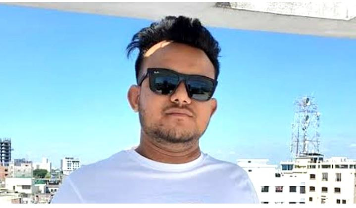 বাইকের সামনে ট্রাক দেখে অজ্ঞান হয়ে ছাত্রলীগ নেতার মৃত্যু!